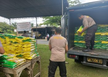 Dukung Kesejahteraan Warga, Polda Sumut Salurkan Beras SPHP Lewat GPM