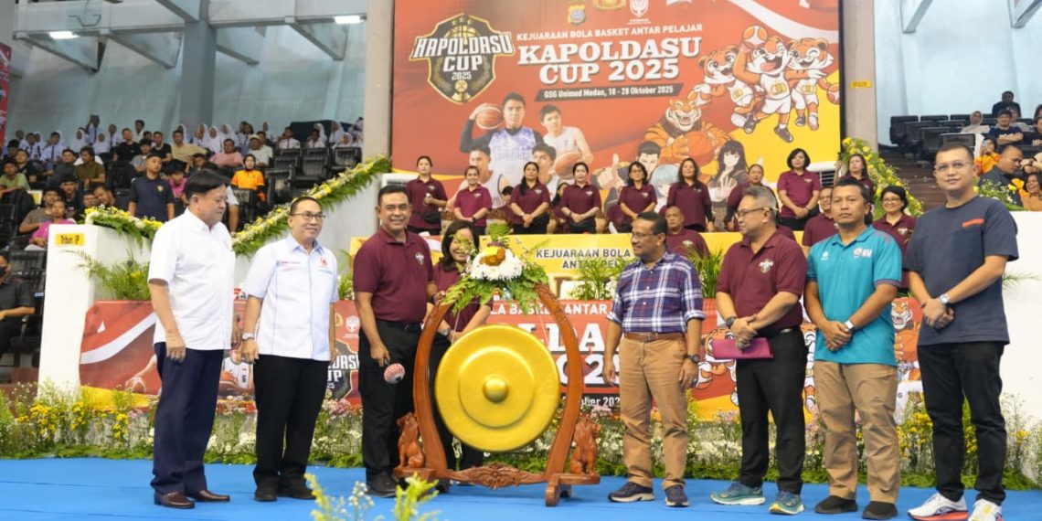 Kapolda Sumut Buka Kejuaraan Bola Basket Antar Pelajar “Kapoldasu Cup 2025” di UNIMED