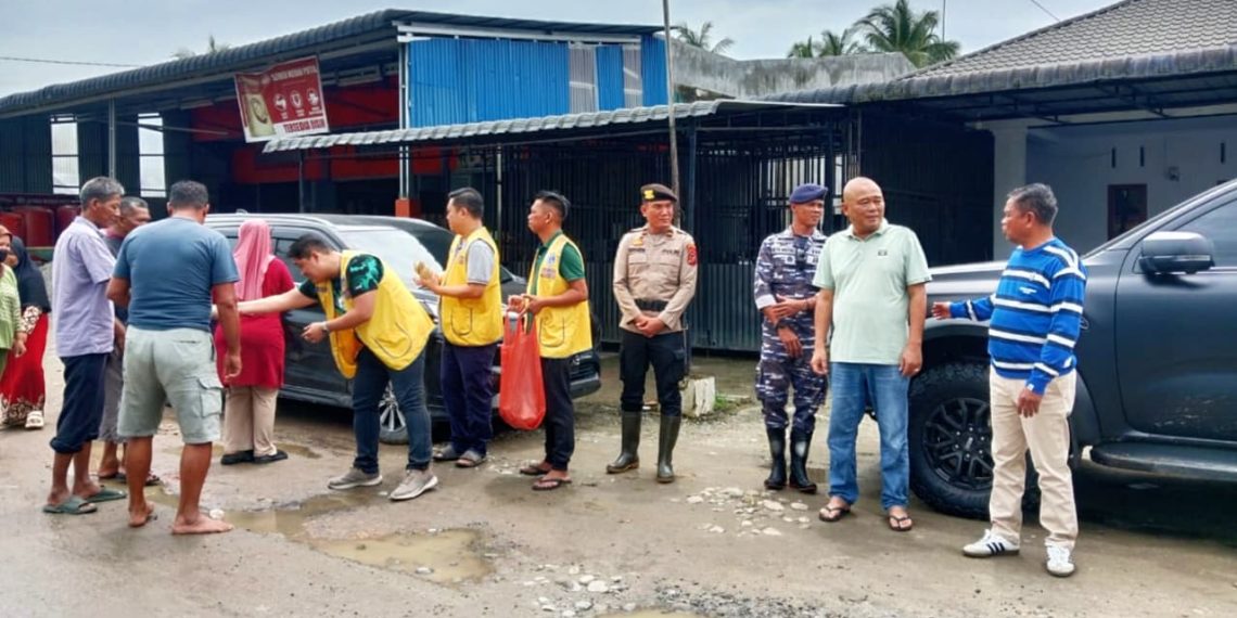 Lintas Sektoral Berbagi untuk Warga Terdampak Banjir di Bedagai