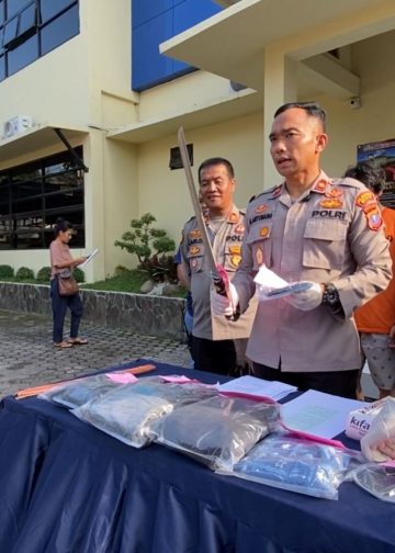 Polsek Medan Baru Ungkap Komplotan Begal Sadis, 3 Pelaku Ditangkap sudah 14 Kali Beraksi di Medan
